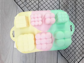 Molde silicona tricolor 7 cubos surtidos